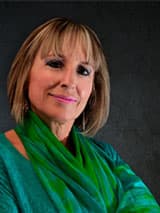 Retrato de Suzanne C. Holst